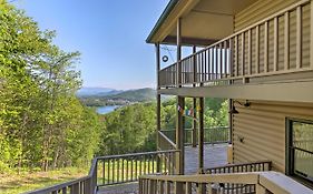 Hiawassee Getaway With Deck, Mountain And Lake Views!